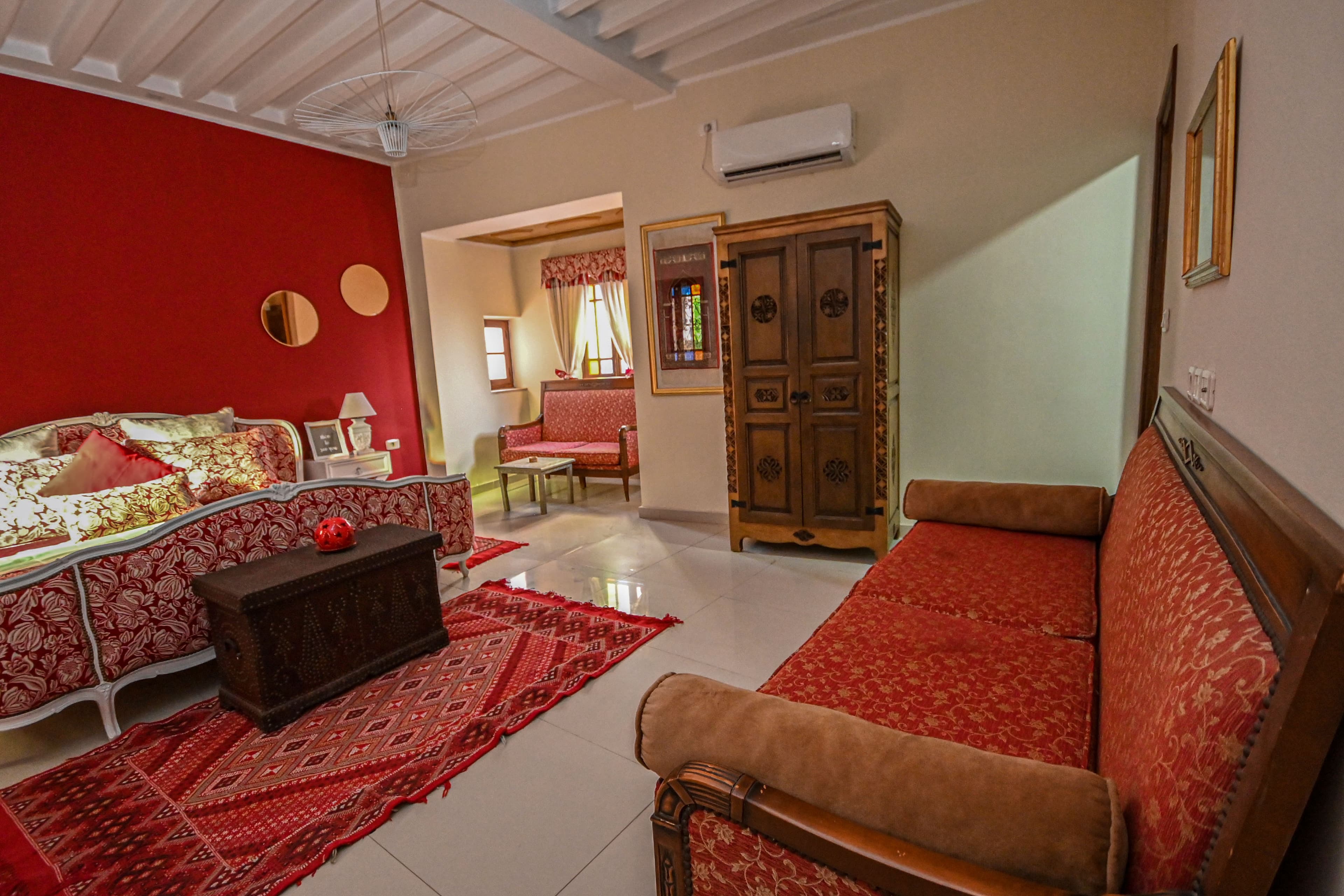 Ibtissem chamber at Palais Harran